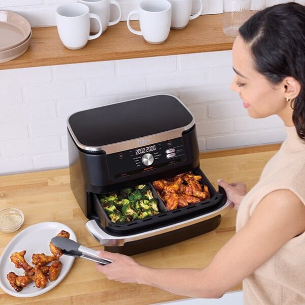 Фритюрник с горещ въздух Ninja Flex Drawer AF500EU, Капацитет за храна 2 кг, 2470 W, Температурен диапазон 40 240 °C, Две зони за готвене, 7 програми, Черен,.